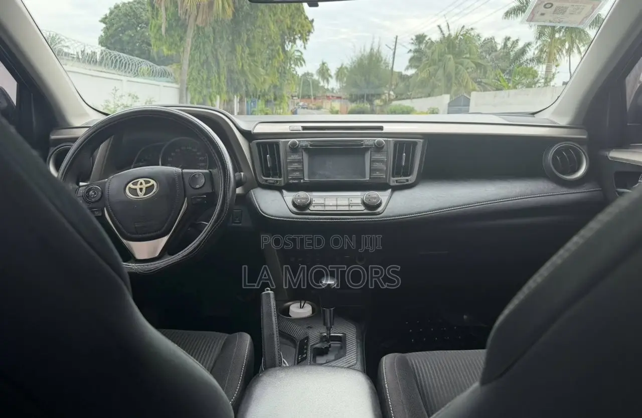 Toyota RAV4 2015 Blue