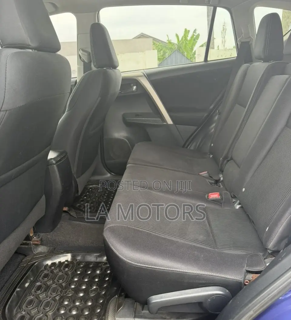 Toyota RAV4 2015 Blue
