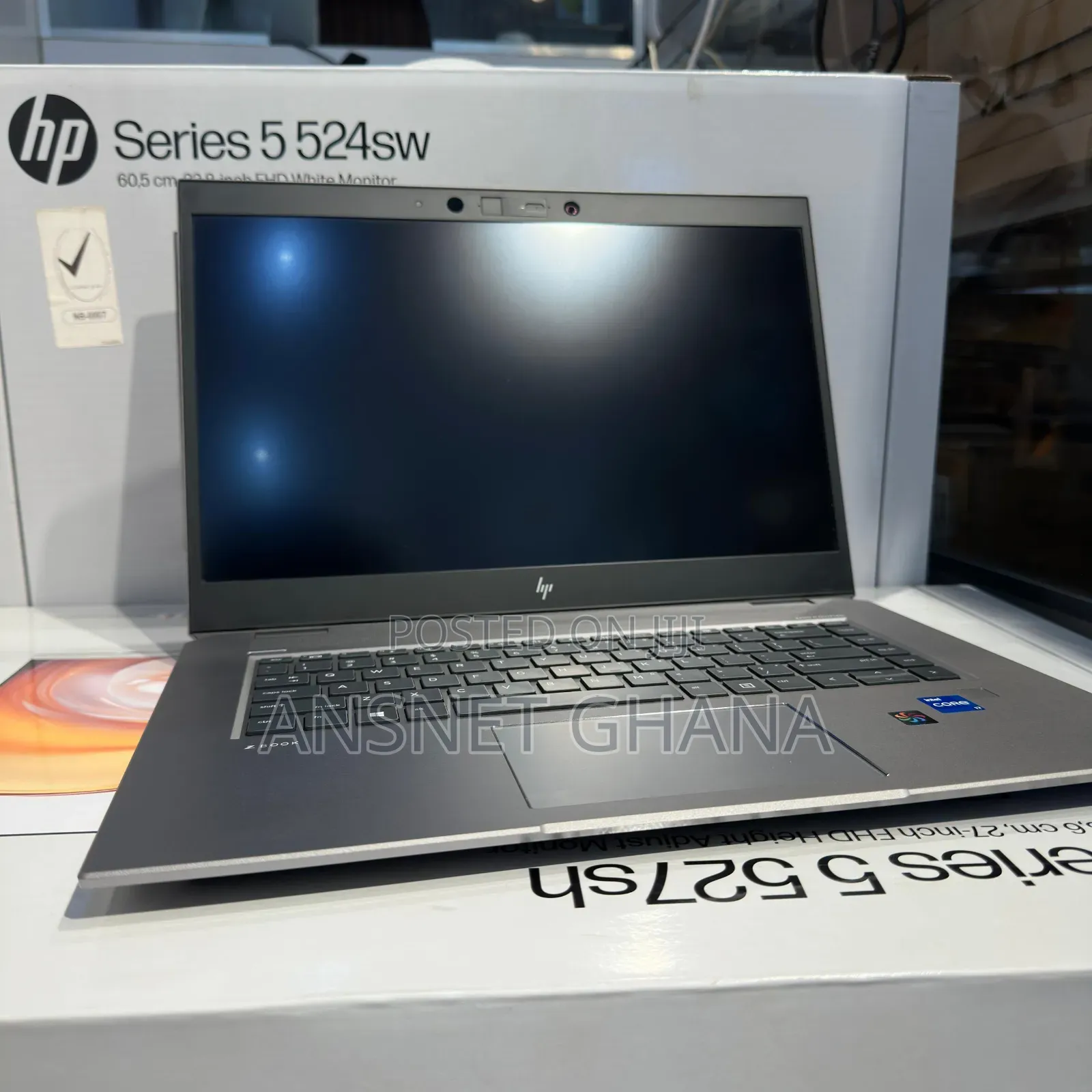 New Laptop HP ZBook 17 G6 16GB Intel Core i7 SSD 256GB