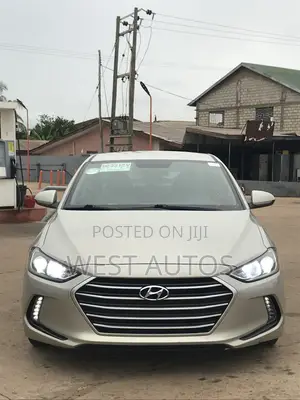 Hyundai Elantra Limited Sedan FWD (1.8L 4cyl 6A) 2016 Beige