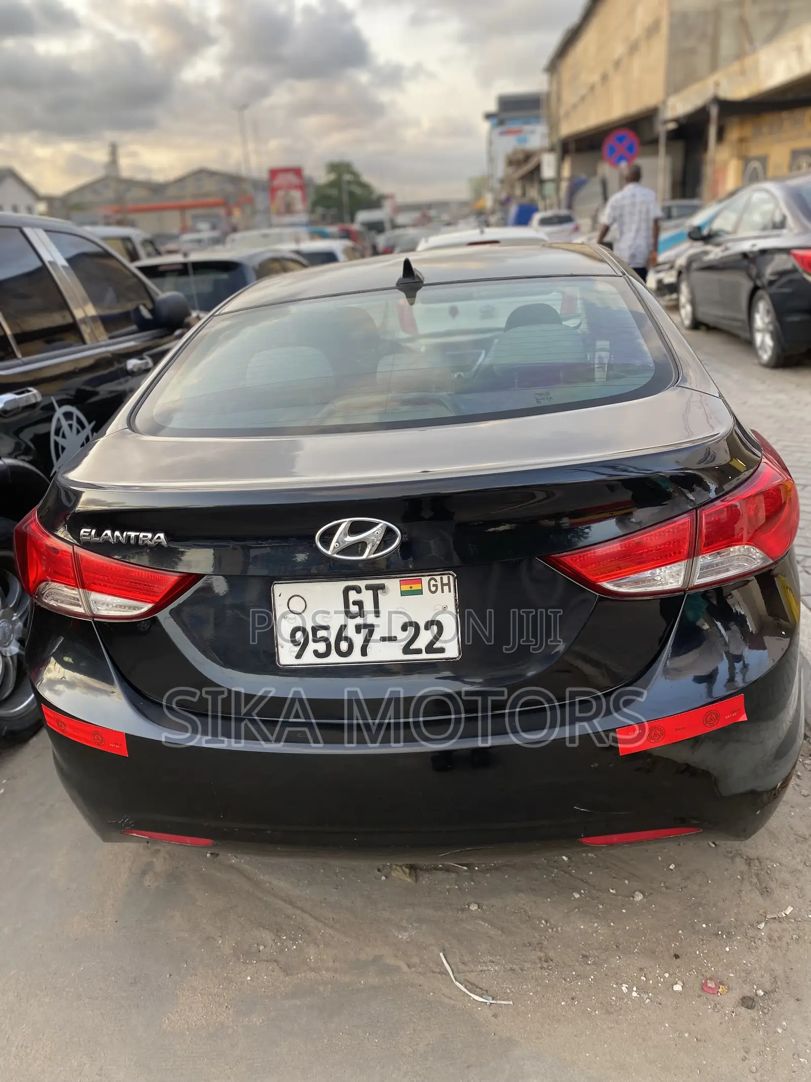 Hyundai Elantra 2016 Black