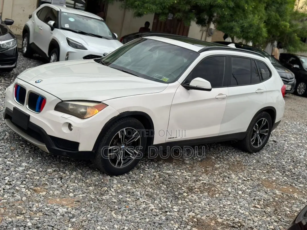 BMW X1 sDrive28i 4dr SUV (2.0L 4cyl Turbo 8A) 2015 White