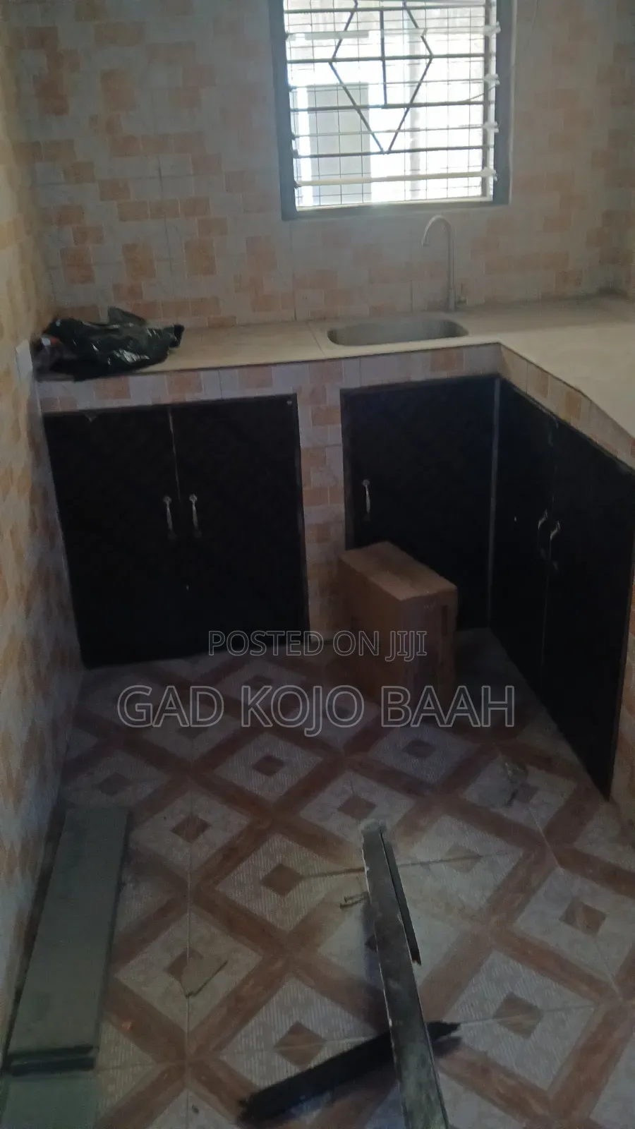 1bdrm Room & Parlour in Aseda House, Awutu Senya East Municipal