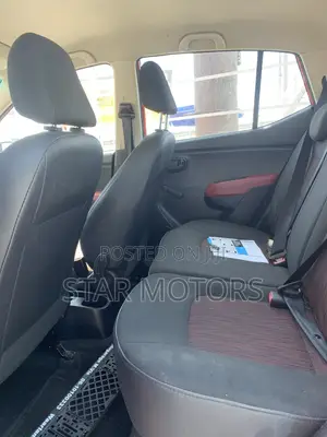 Hyundai I10 2011 Red