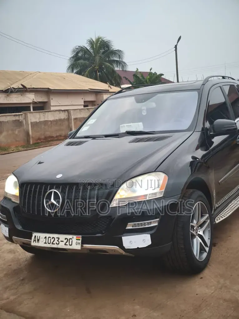 Mercedes-Benz M Class 2011 Black