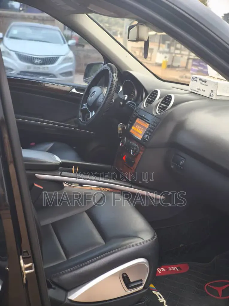Mercedes-Benz M Class 2011 Black