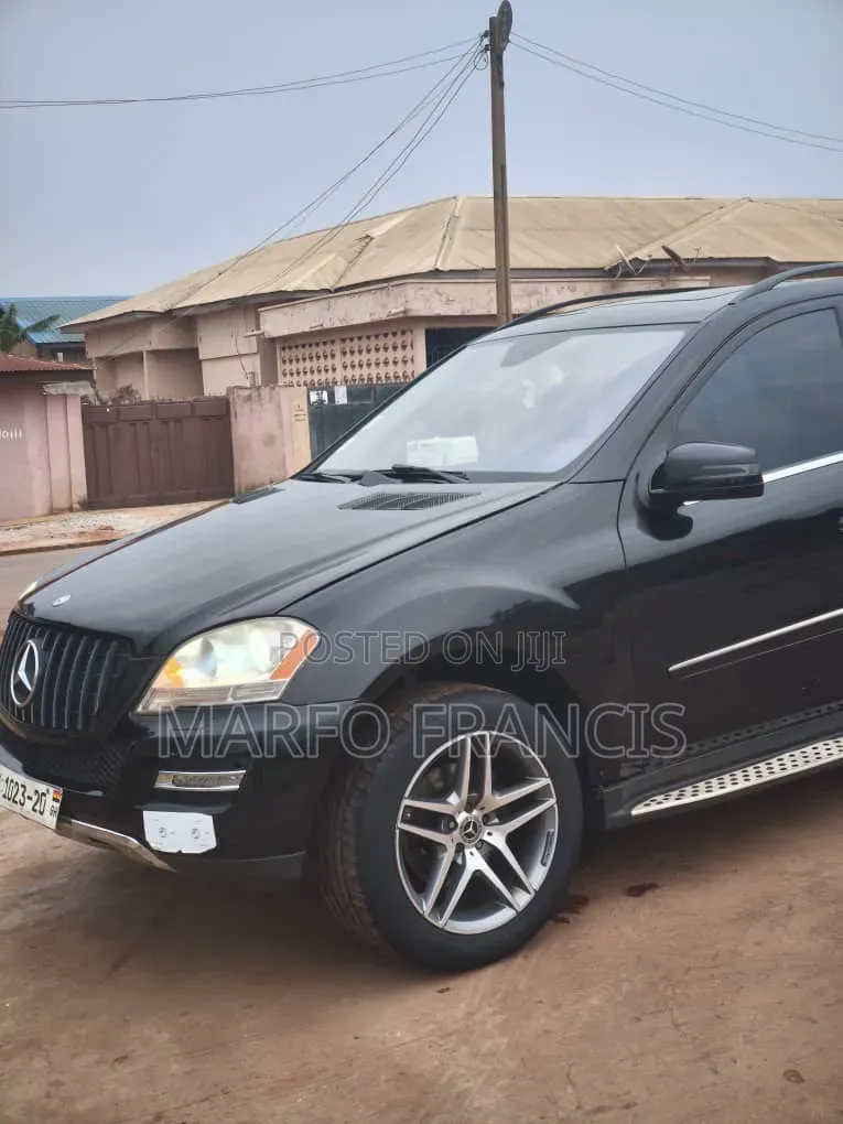 Mercedes-Benz M Class 2011 Black