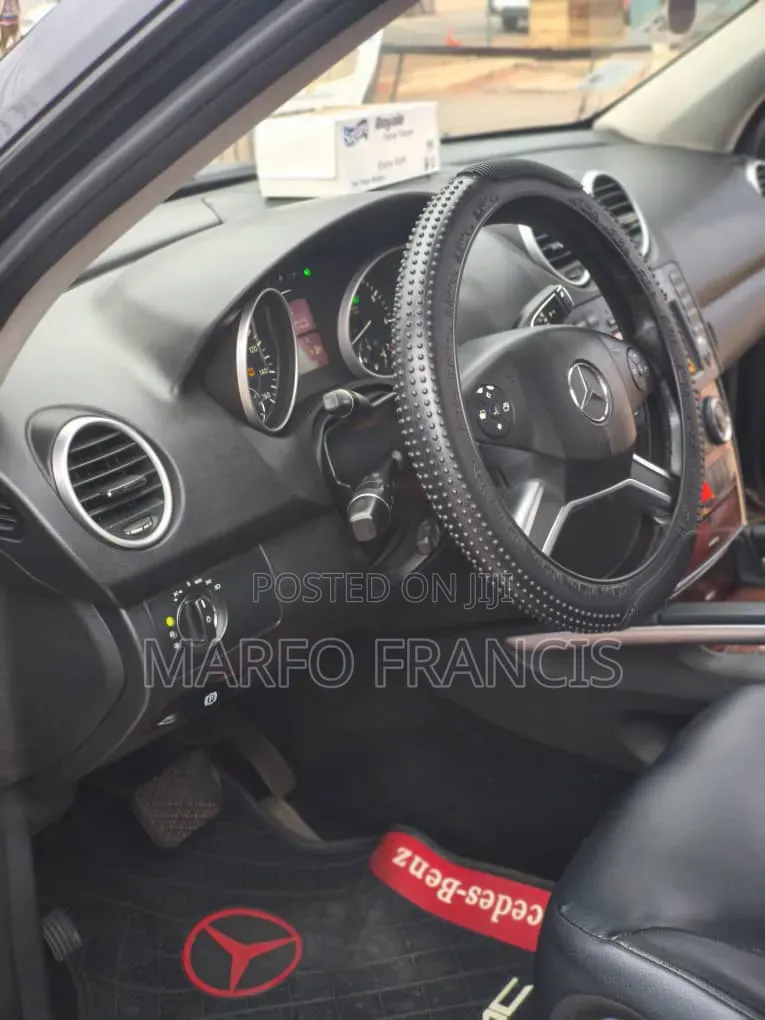 Mercedes-Benz M Class 2011 Black