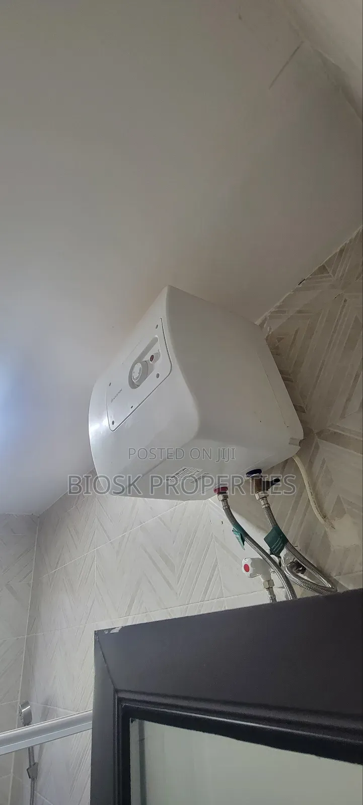 2bdrm Apartment in Biosk Properties, Frafraha for rent