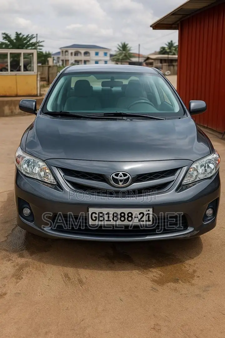 Toyota Corolla 2010 Gray