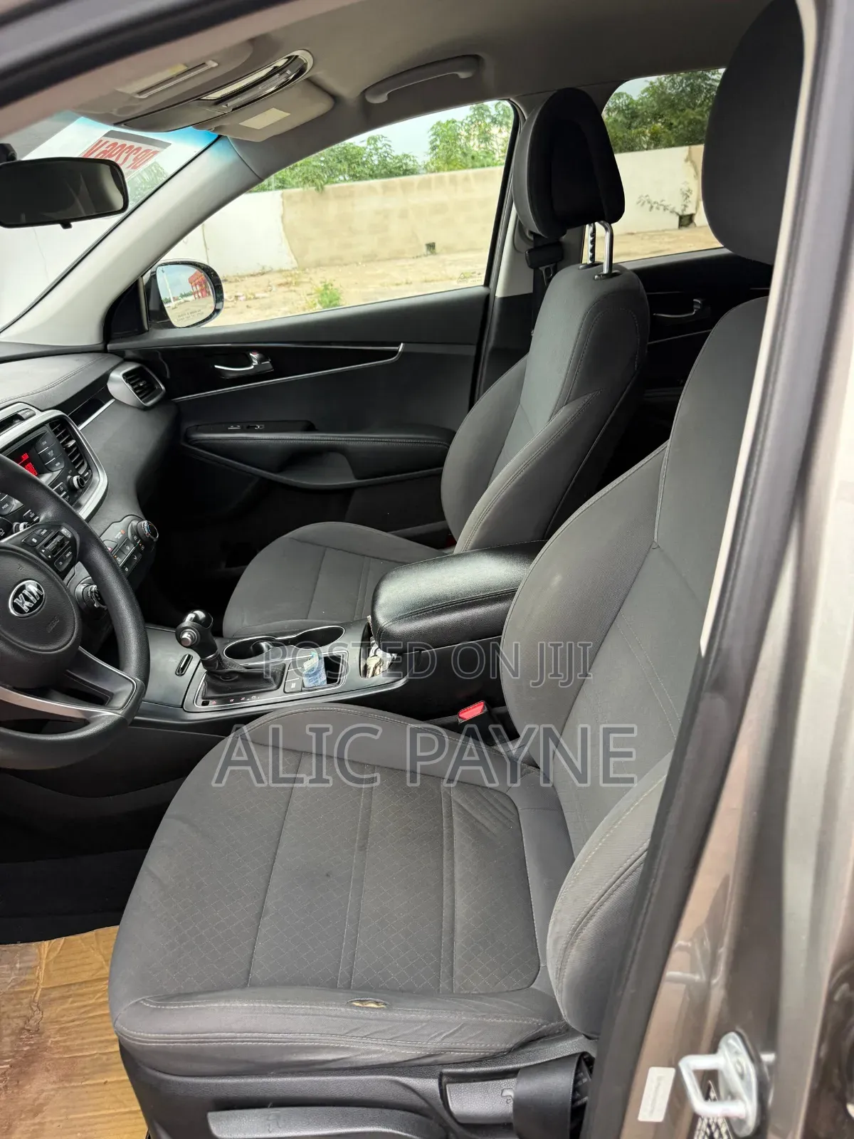 Kia Sorento 4dr SUV 2016 Gray