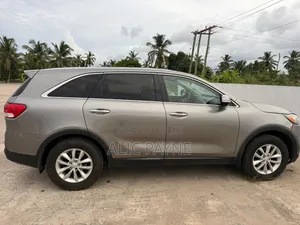 Kia Sorento 4dr SUV 2016 Gray
