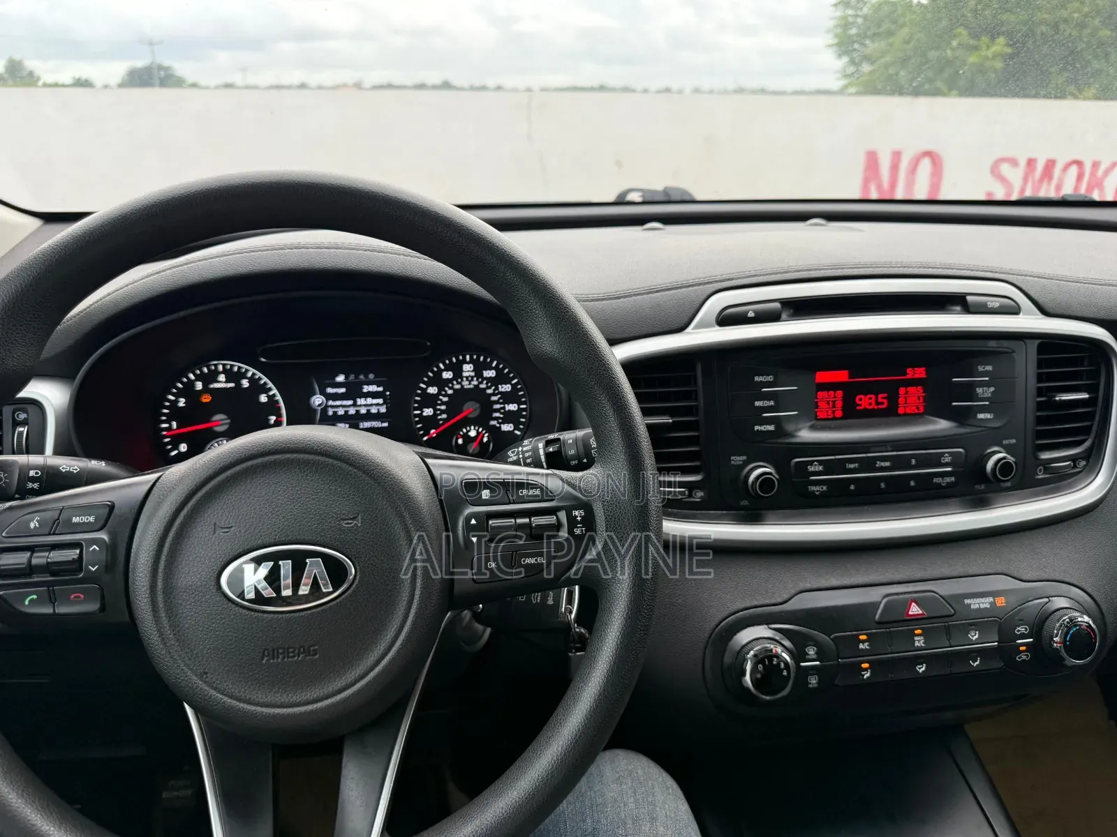 Kia Sorento 4dr SUV 2016 Gray