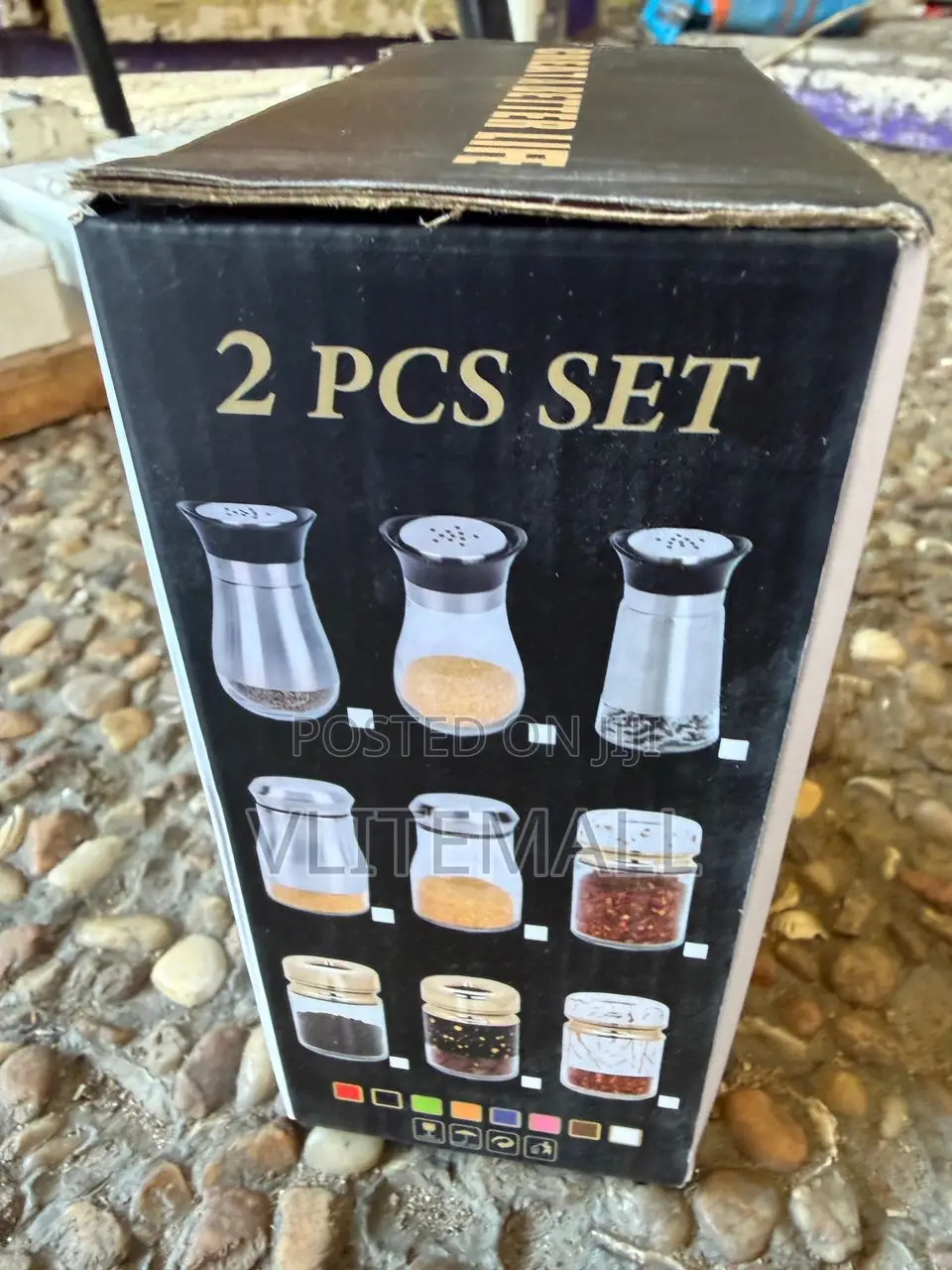 Drumstone 2-Piece Salt and Pepper Shaker Set