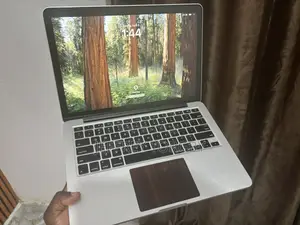 Laptop Apple MacBook Pro 2015 8GB Intel Core i5 SSD 128GB