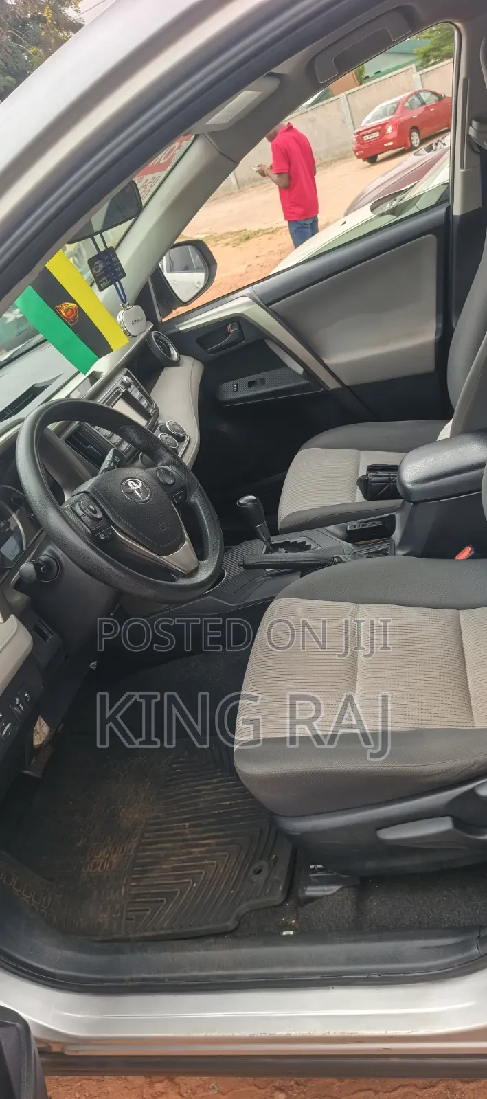 Toyota RAV4 LE 4dr SUV AWD (2.5L 4cyl 6A) 2015 Silver