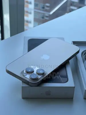 Apple iPhone 16 Pro Max 512 GB Gold
