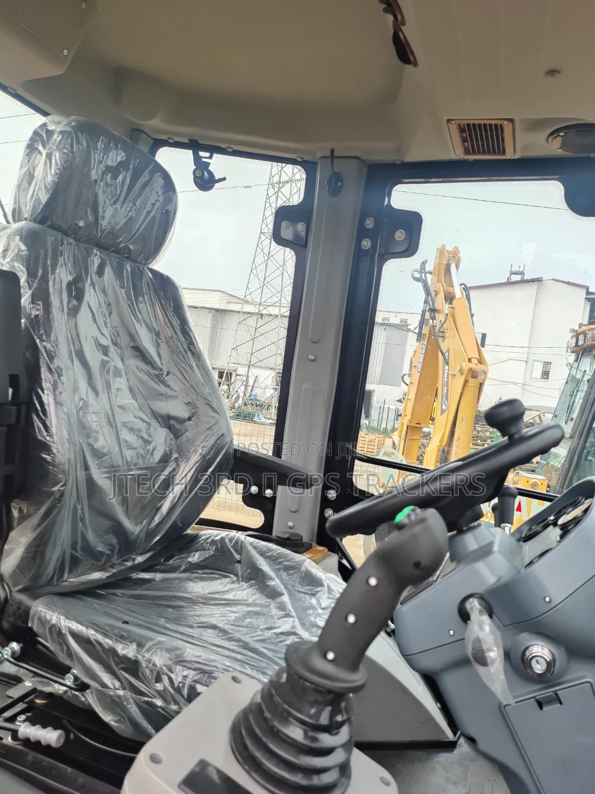 Shanmon 388 Backhoe Loader
