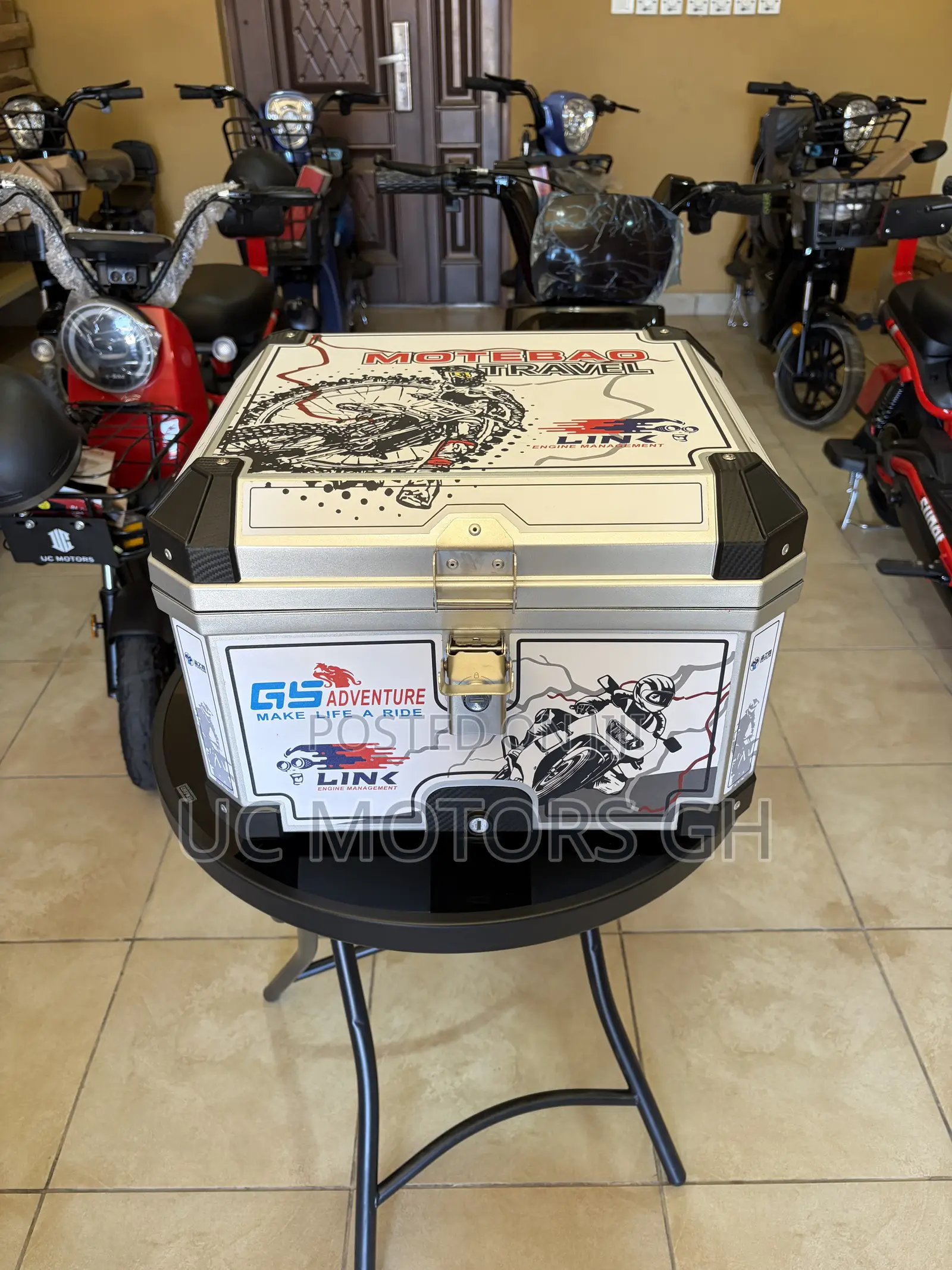 Motorcycle Tailbox 57l