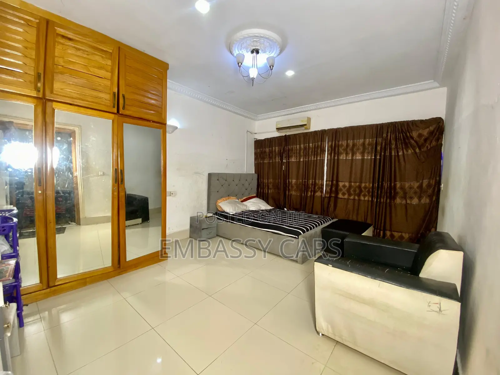 3bdrm House in Near Hotel Green, Manet Junction for rent