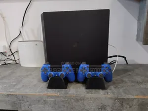 Used Uk Ps4 Pro Limited Edition ,With Jailbreak Disc,Cooling Fun Dock