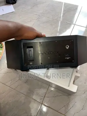 Beats by Dr. Dre Beatbox