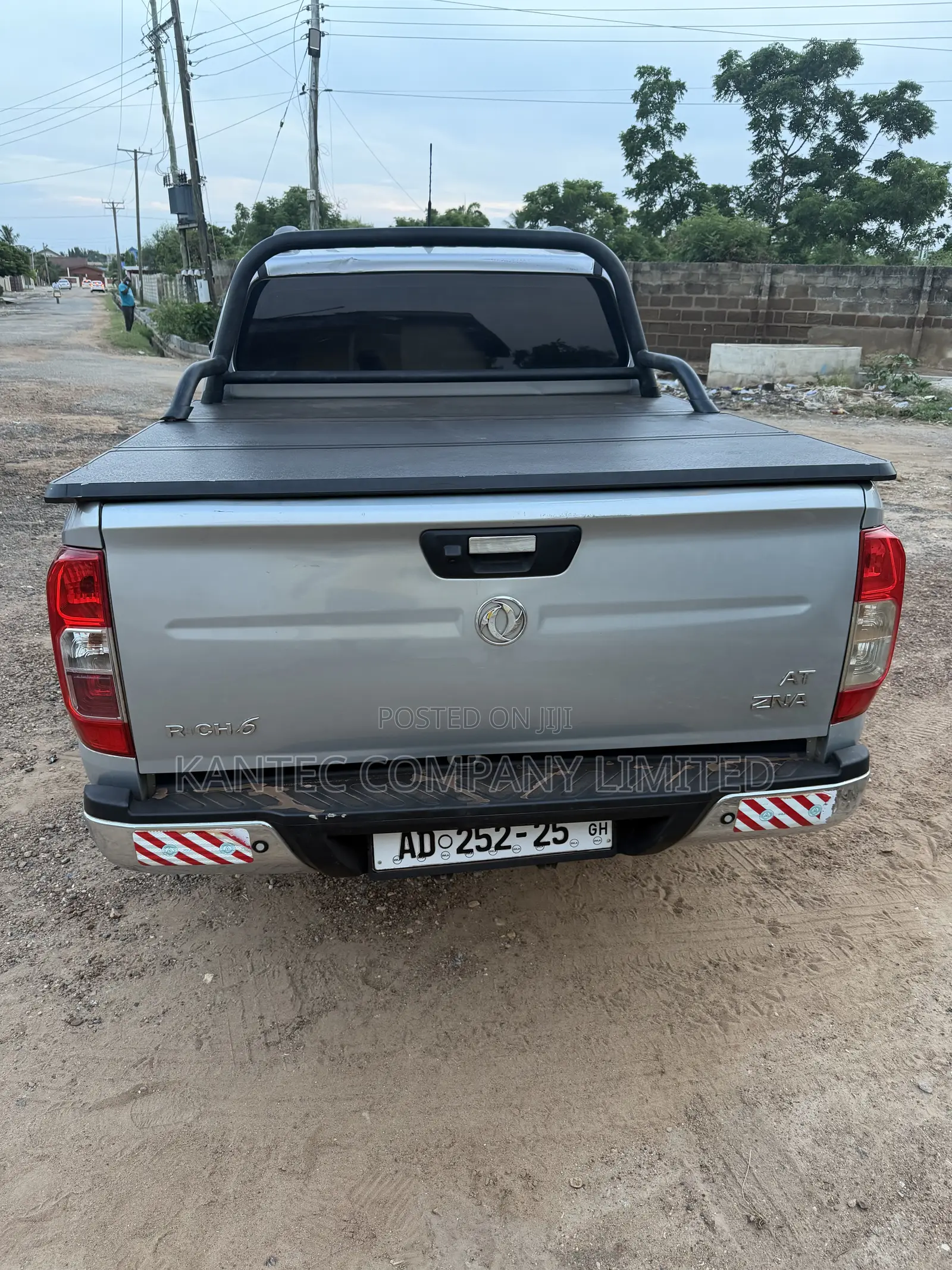 Dongfeng Rich 6 2025 Silver
