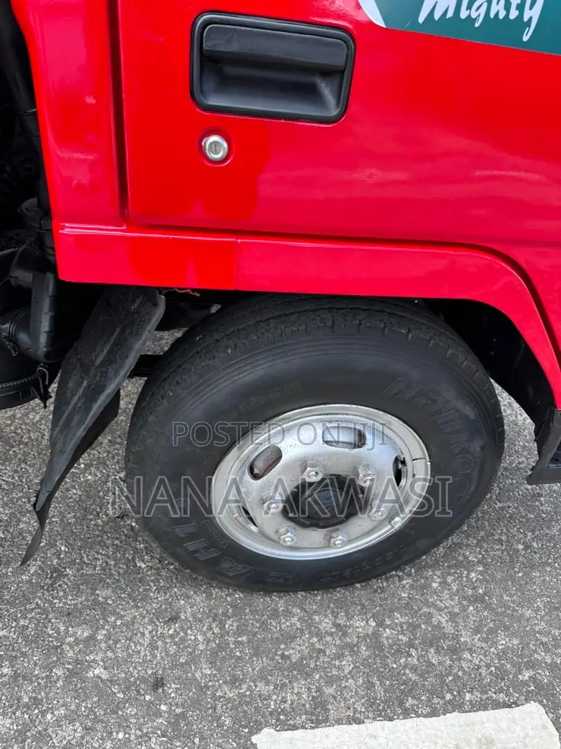 Mighty 1. 3.5 Ton . 6 Holes