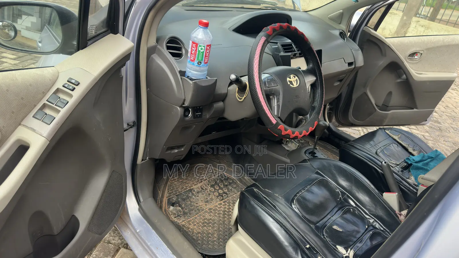 Toyota Vitz 1.5 FWD 3dr 2010 Silver