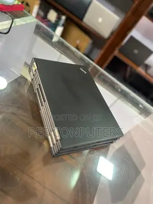 Laptop Lenovo ThinkPad X380 Yoga 8GB Intel Core i5 SSD 256GB