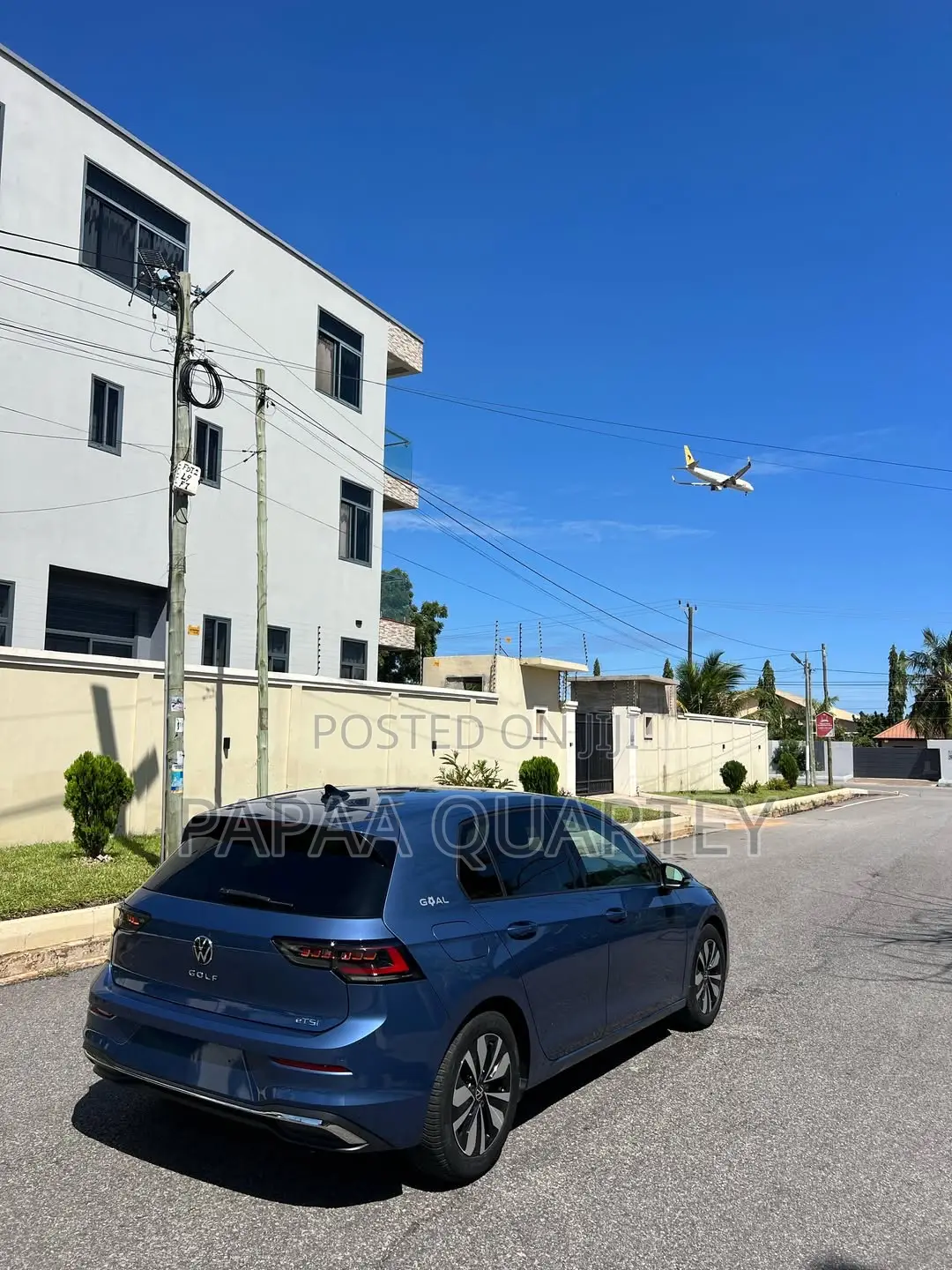 Volkswagen Golf 2025 Blue