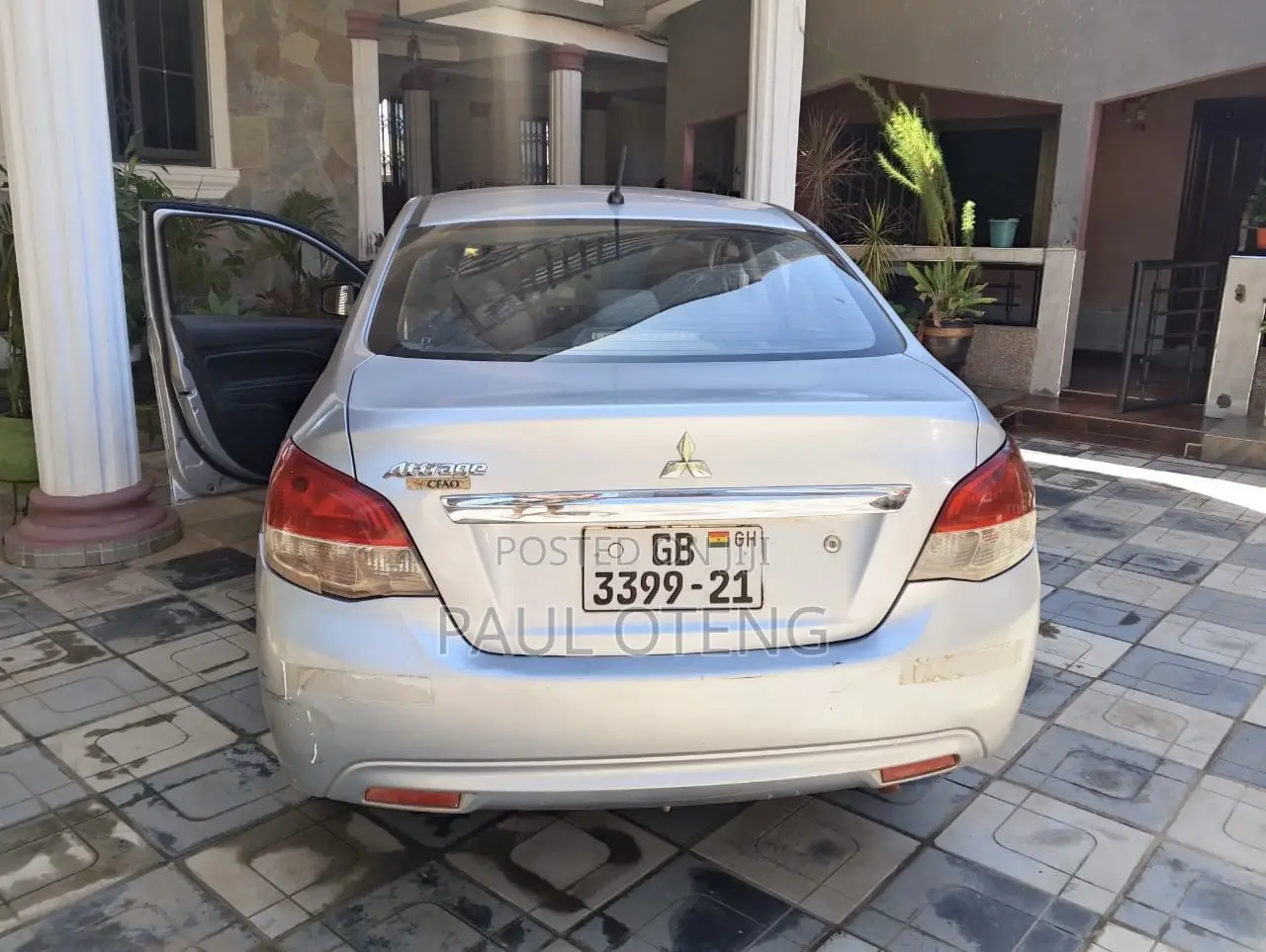 Mitsubishi Attrage 2017 Silver