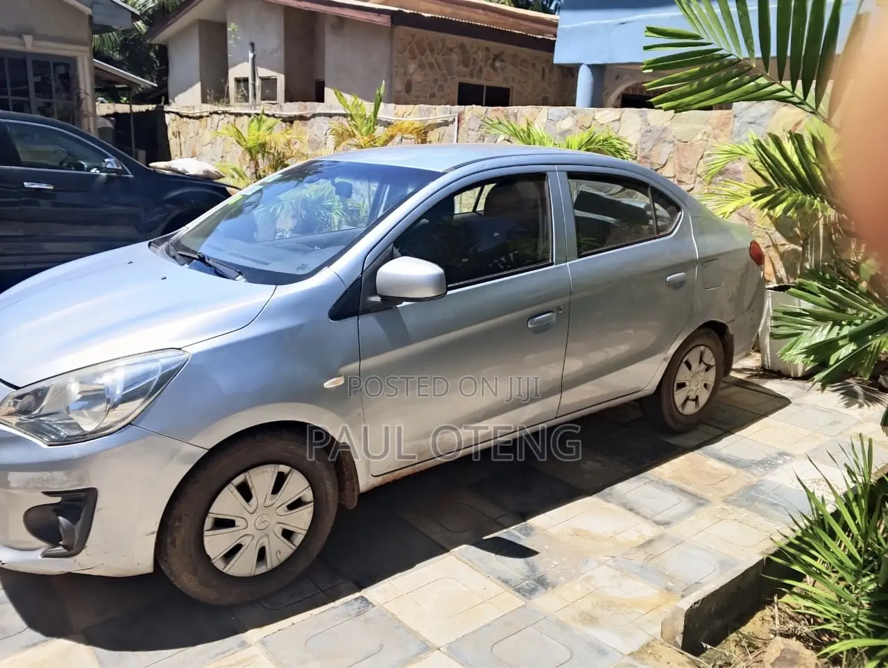 Mitsubishi Attrage 2017 Silver