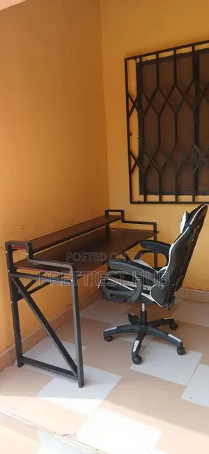 Gamingdesk/Computer Desk/Studio Office Desk