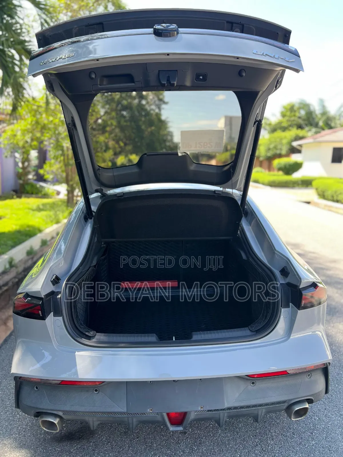 Changan UNI-V 1.5 Petrol FWD 2022 Gray