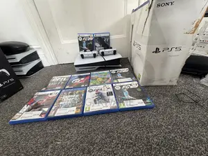 Playstation 5 Slim Cd + 2 Controllers Uk Used + 1 Free Game Cd