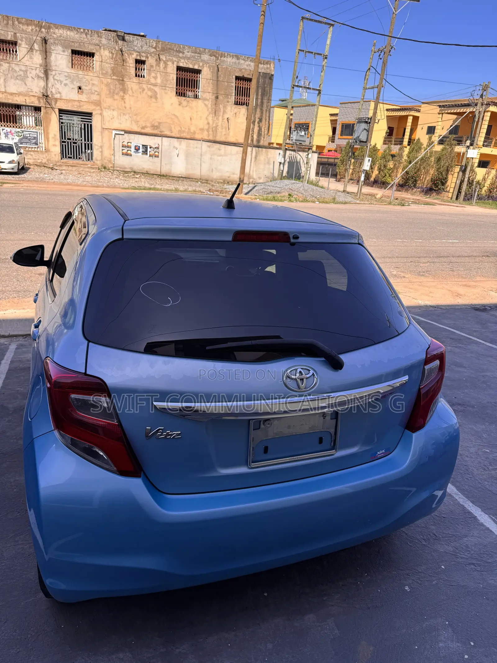 Toyota Vitz 1.5 FWD 5dr 2015 Blue