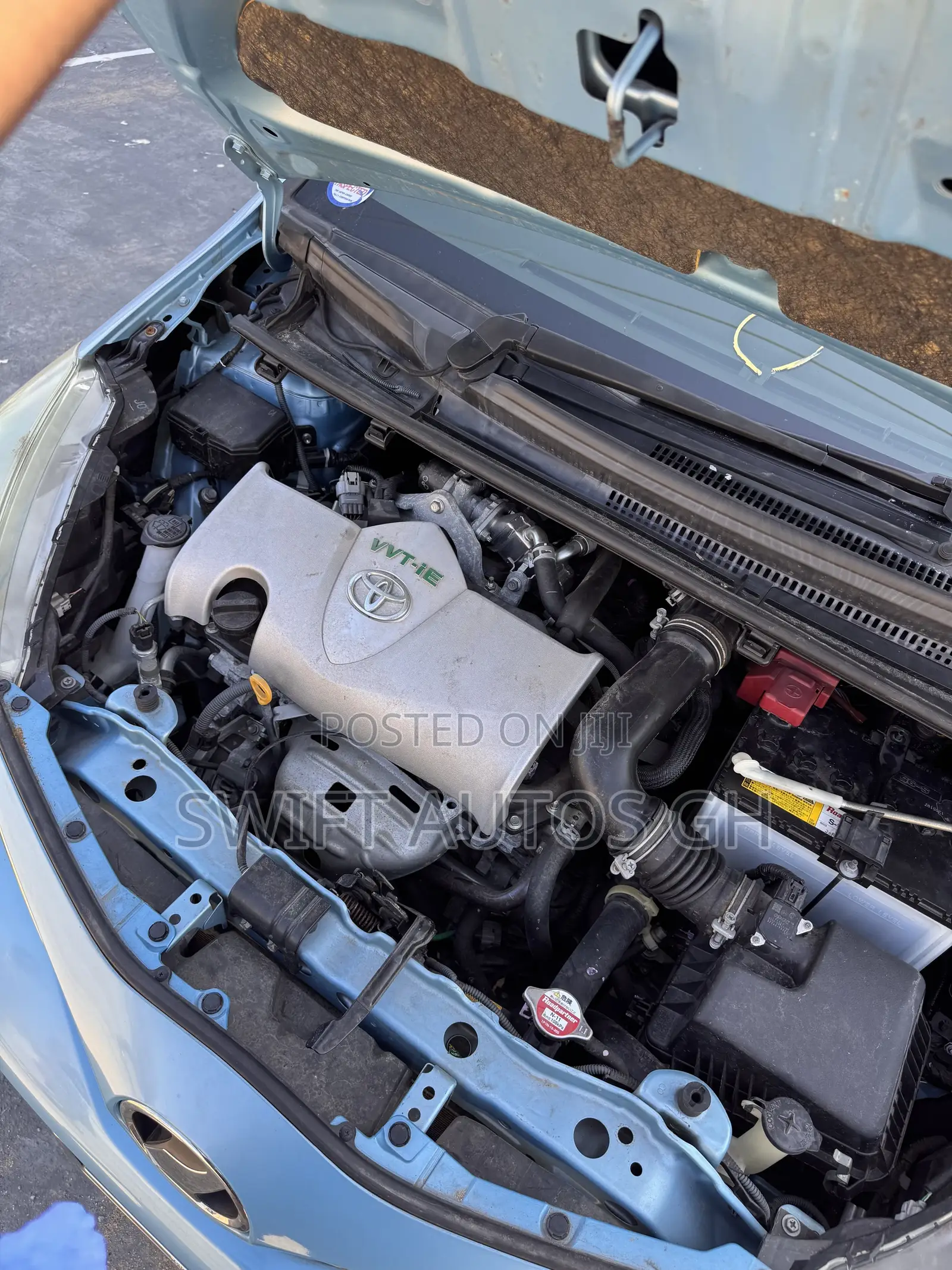 Toyota Vitz 1.5 FWD 5dr 2015 Blue