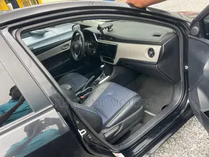 Toyota Corolla 2018 Black