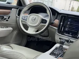 Volvo S90 T6 Momentum AWD 2017 White
