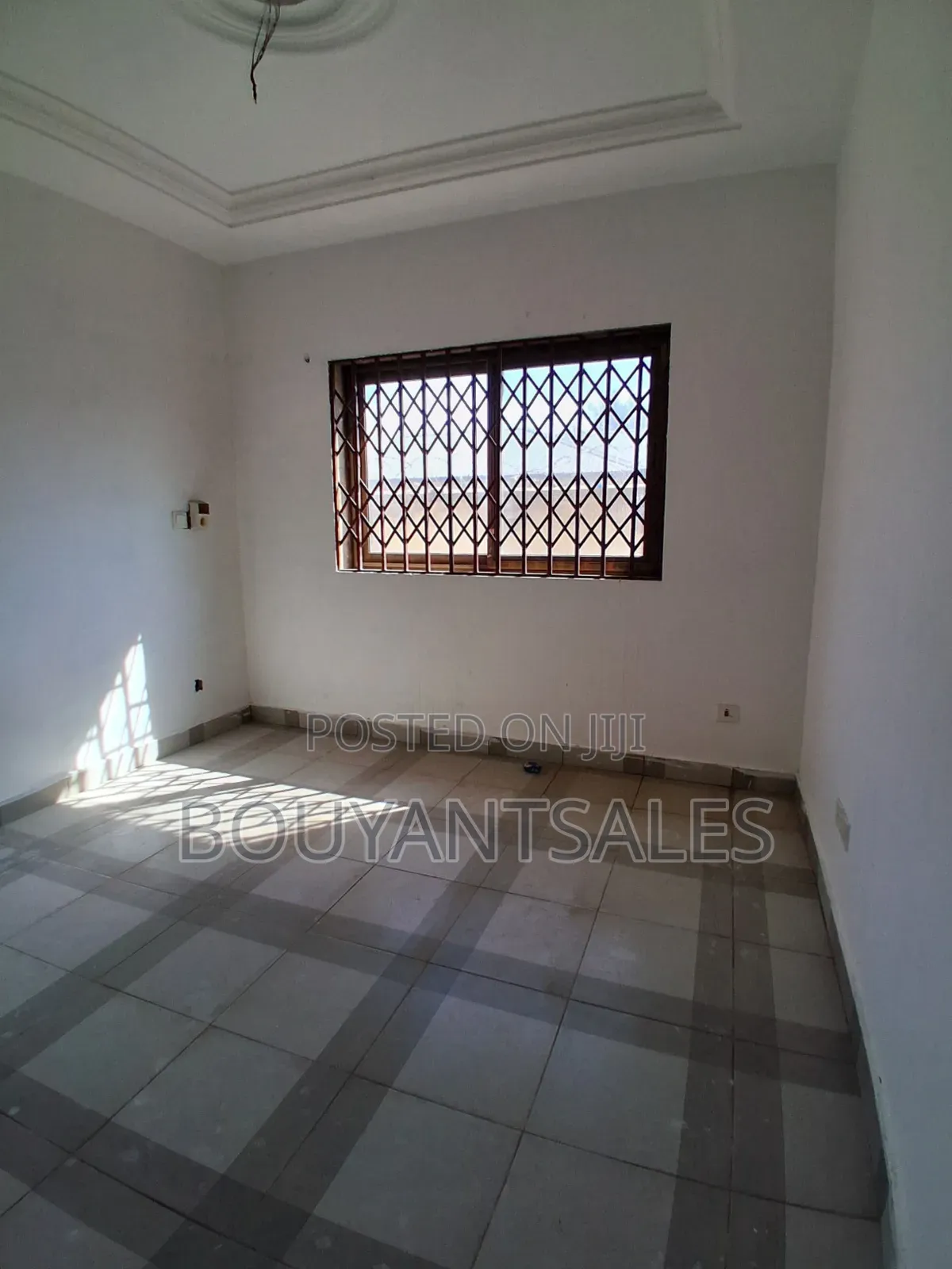 3bdrm Apartment in Old Ashongman, Ablorh Adjei for rent