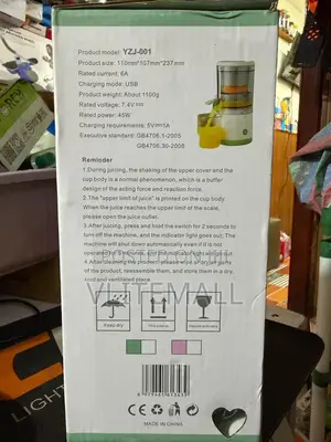 Portable Usb Rechargeable Mus Juicrini Citr a Greeen White .