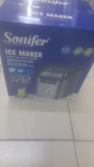 Sonifer Portable Square Ice Maker Machine 2.5liters