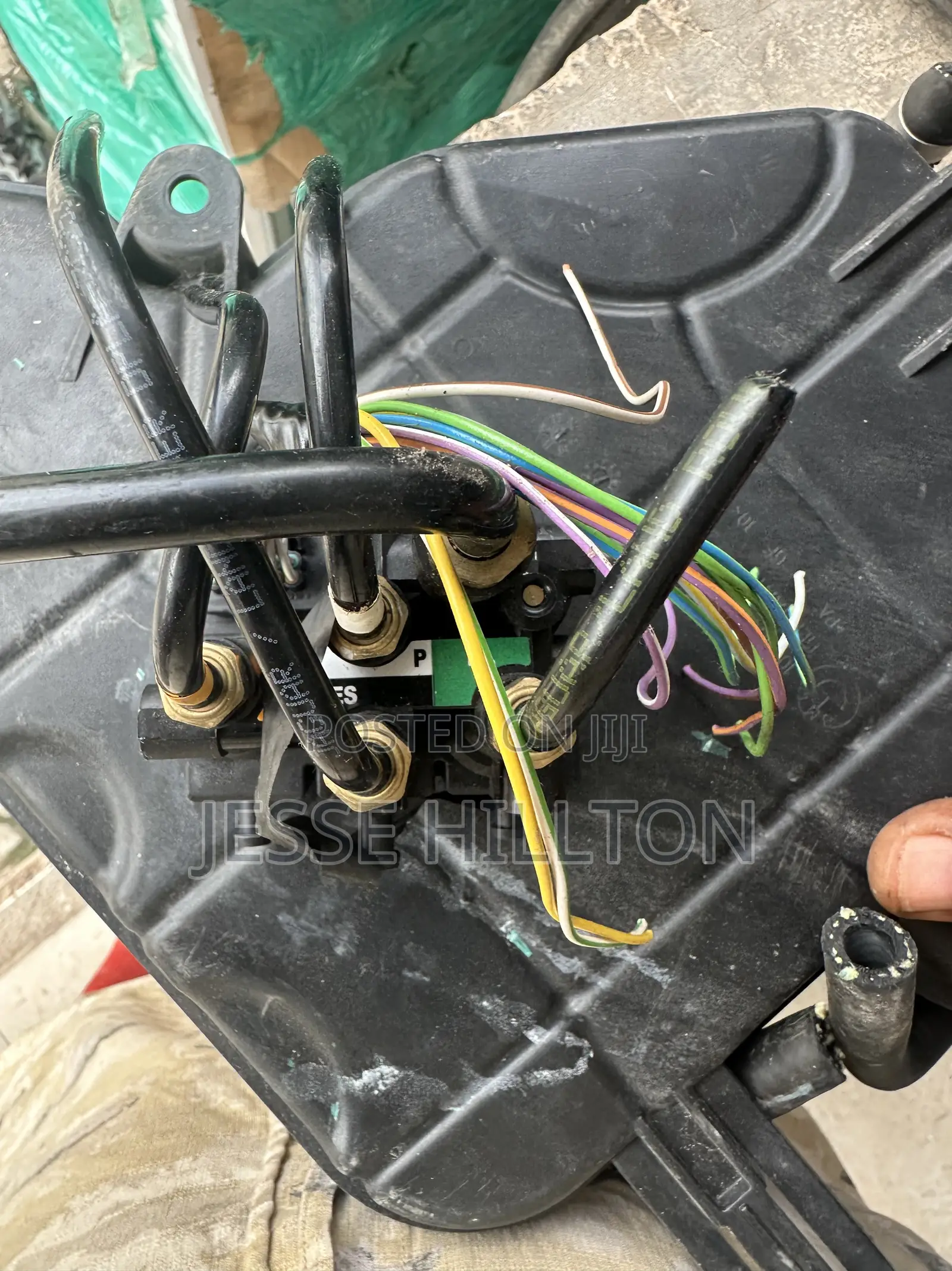 Range Rover Air Suspension Control Valve