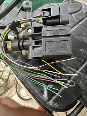 Range Rover Air Suspension Control Valve