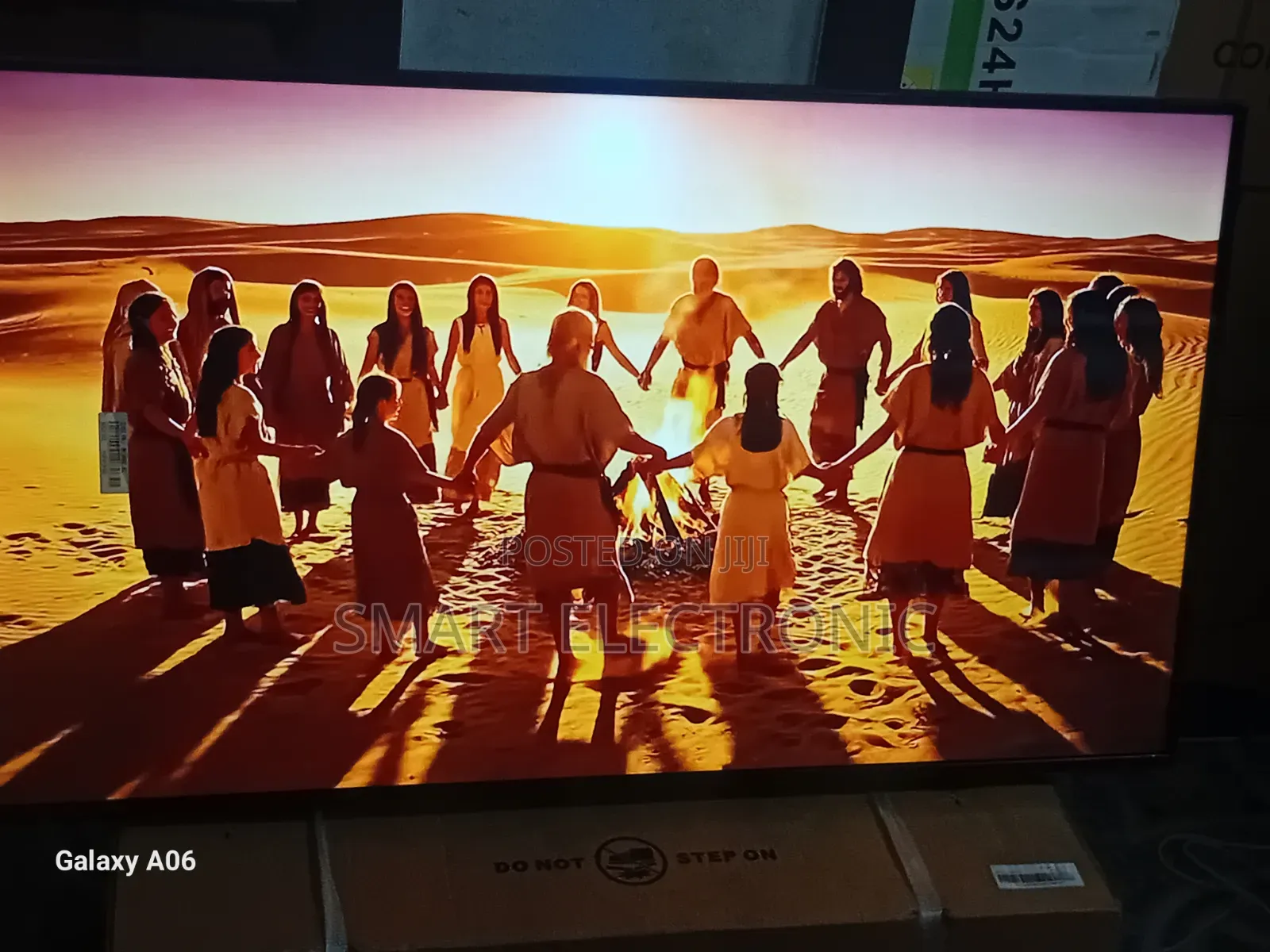Samsung 43-Inch Smart Television With Wide Viewing Angle