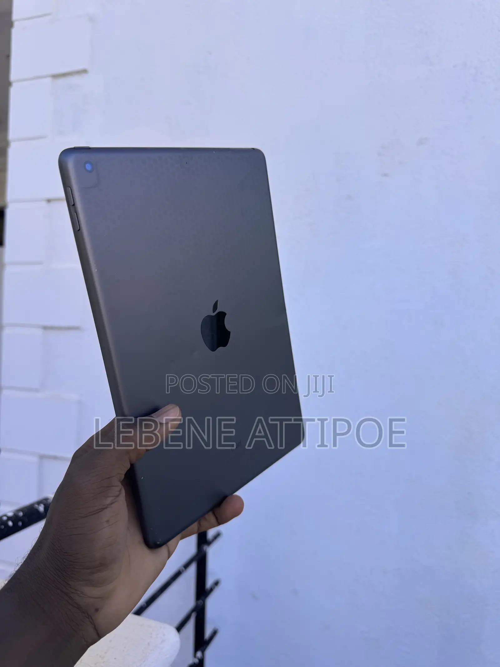 Apple iPad 10.2 (2019) 32 GB Gray