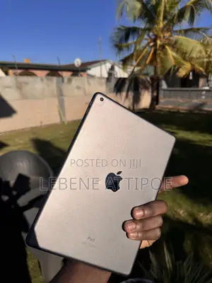 Apple iPad 10.2 (2019) 32 GB Gray