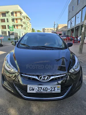 Hyundai Elantra Limited Sedan FWD (1.8L 4cyl 6A) 2016 Black