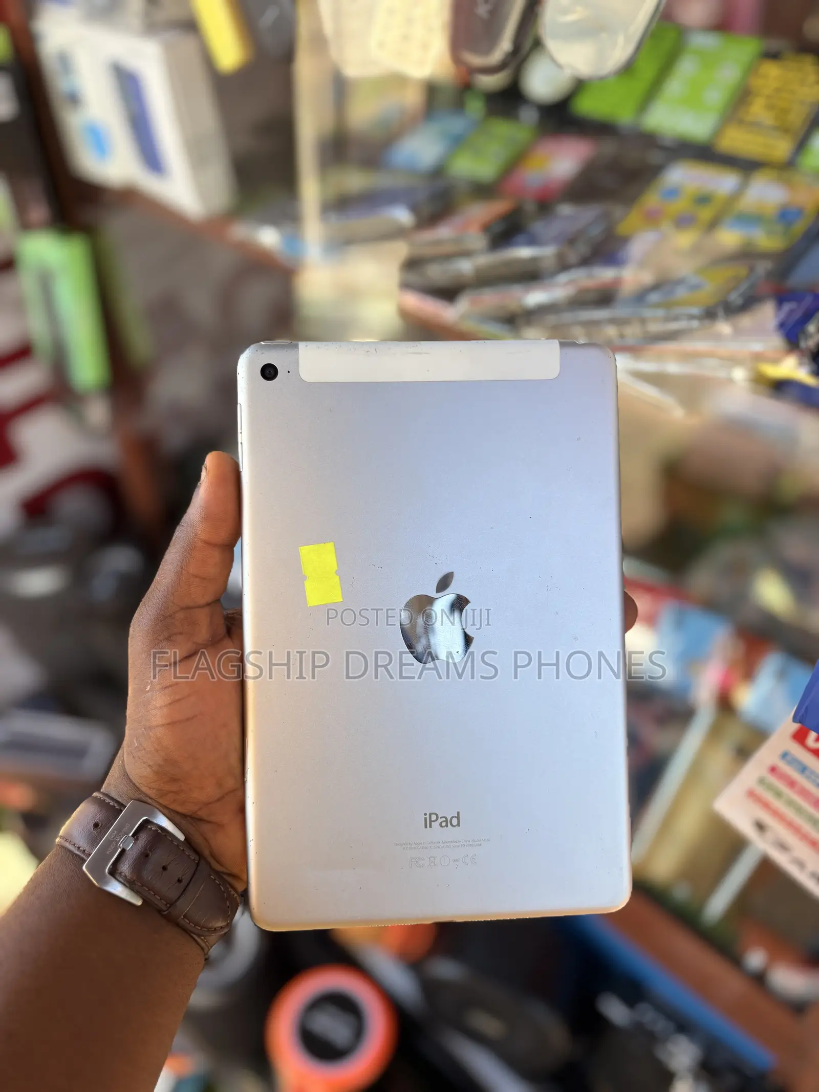 Apple iPad mini 4 128 GB Silver